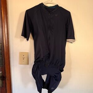 Velocio LUXE Cycling Jersey and Bib Set